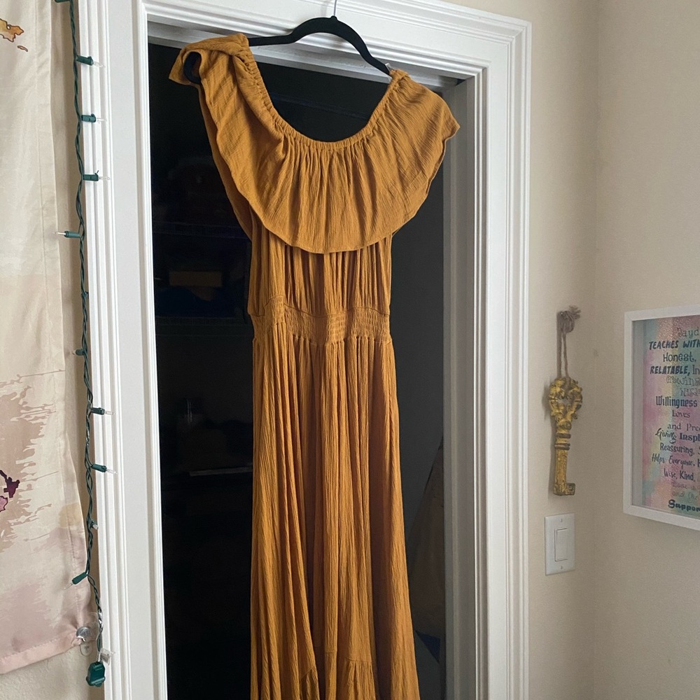 NEW LOOK HIGH LOW OFF THE SHOULDER DRESS